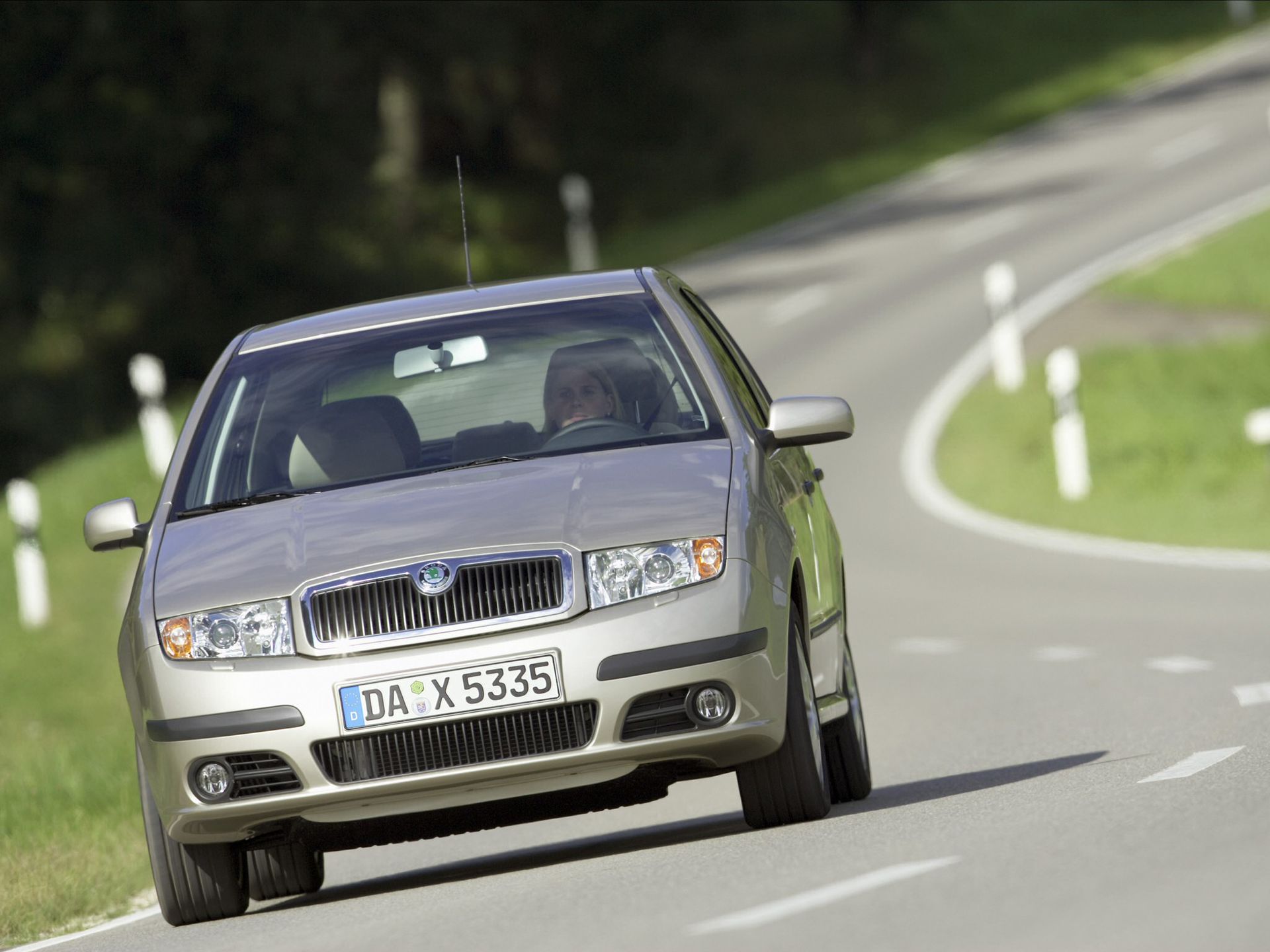 Skoda Fabia I jest tak nudna, że aż przykro na nią patrzeć, ale walory użytkowe ma bezdyskusyjne, zwłaszcza kombi w dieslu 1.9 TDI.