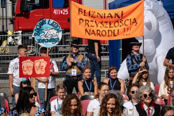 Dzień Spieczonego Bliźniaka 2026: Czarnków szykuje się na wielkie święto bliźniąt