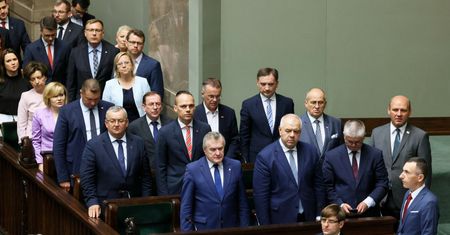"Będziesz siedział". Wrzawa po słowach Kaczyńskiego, gorąco w Sejmie