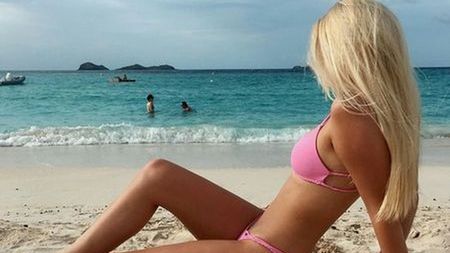 Córka Lokclear chwali się zgrabnym ciałem