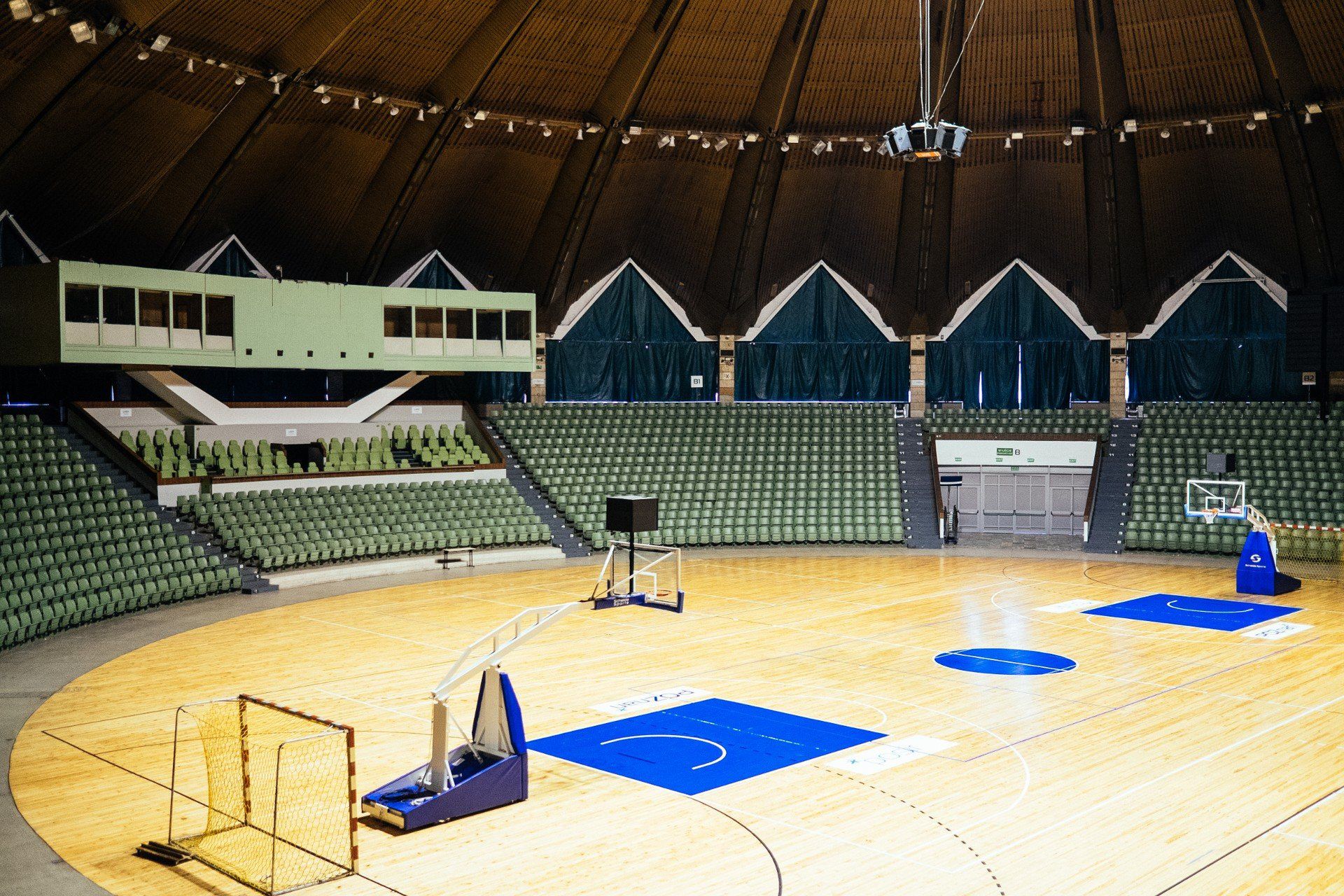 Tak w środku wyglądała Hala Arena