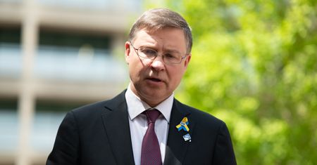 Unia Europejska przygotowuje szósty pakiet sankcji na Rosję. Uderzą w import ropy
