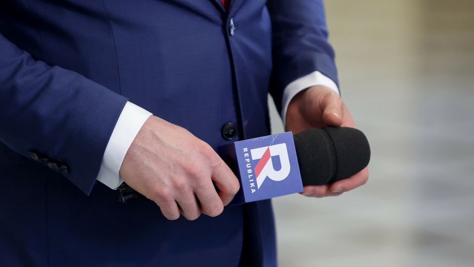 Nie wpuścili TV Republika. "Cóż za zaskoczenie, jestem zszokowany"
