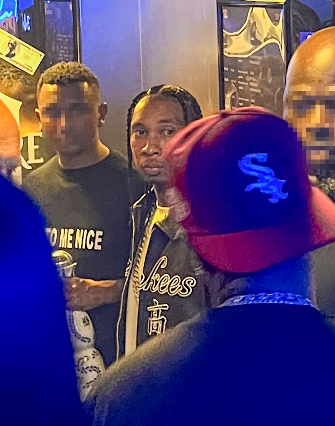 Lila Janowska imprezuje z Tygą