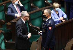 Grzegorz Braun ukarany w Sejmie. Powodem brak maseczki