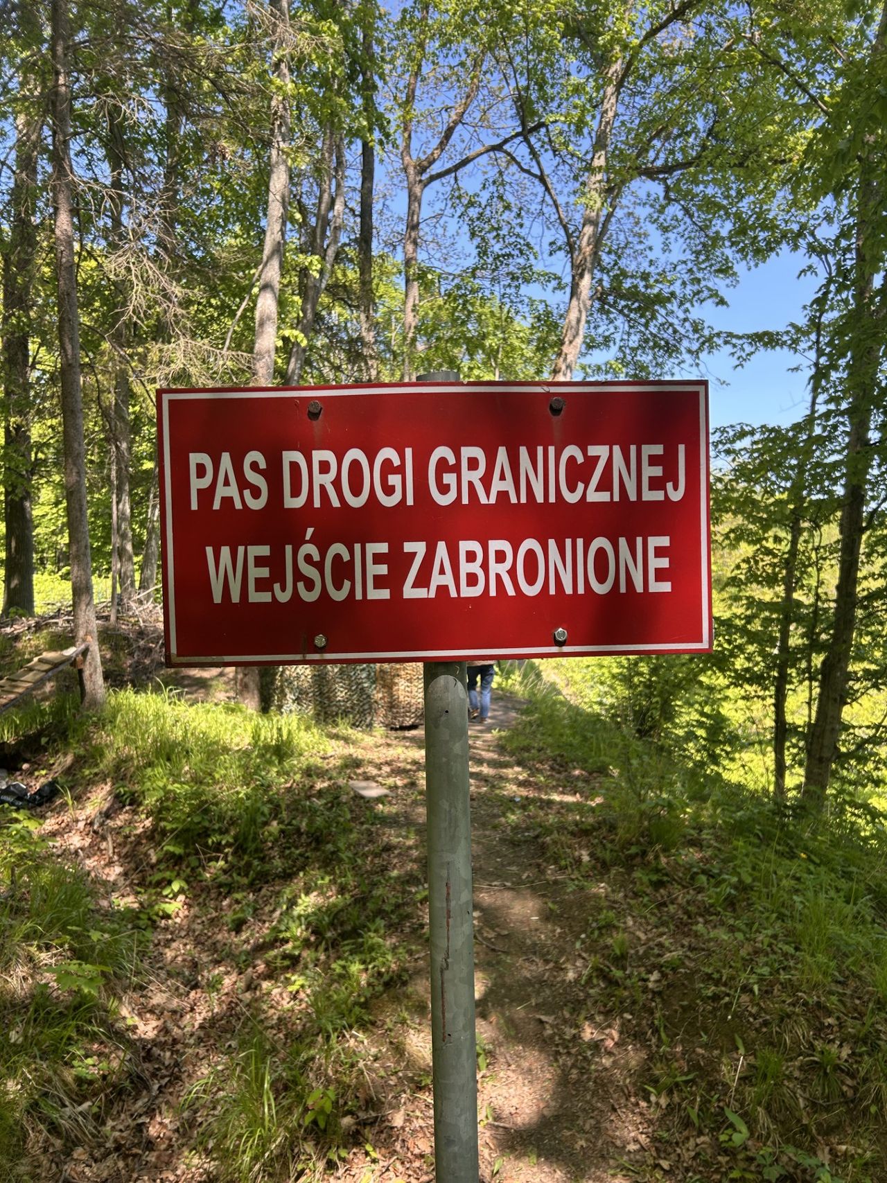 "Taka wycieczka to 1500 zł". Polacy ryzykują. Wchodzą i płacą kary