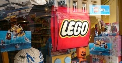 Chińska gospodarka ma problemy, ale prezesa Lego to nie rusza: "Inwestujemy!"