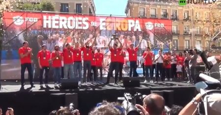 EuroBasket: Hiszpania przywitała bohaterów