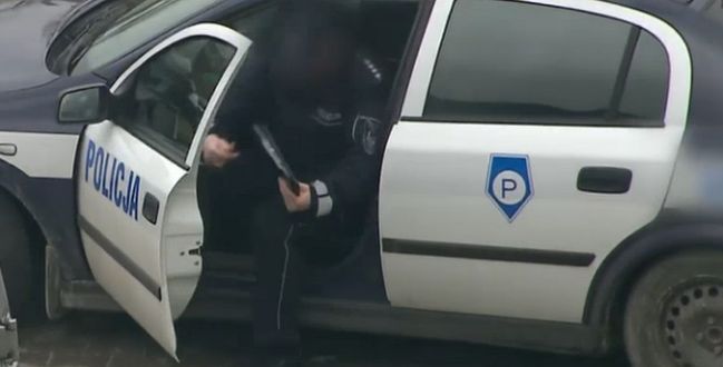 Policjant znalazł sposób na dodatkowy zarobek. Wyłudzał pieniądze od znajomych