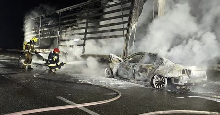 Tragiczny wypadek na A2: nie żyją dwie kobiety. Autostrada jest zablokowana