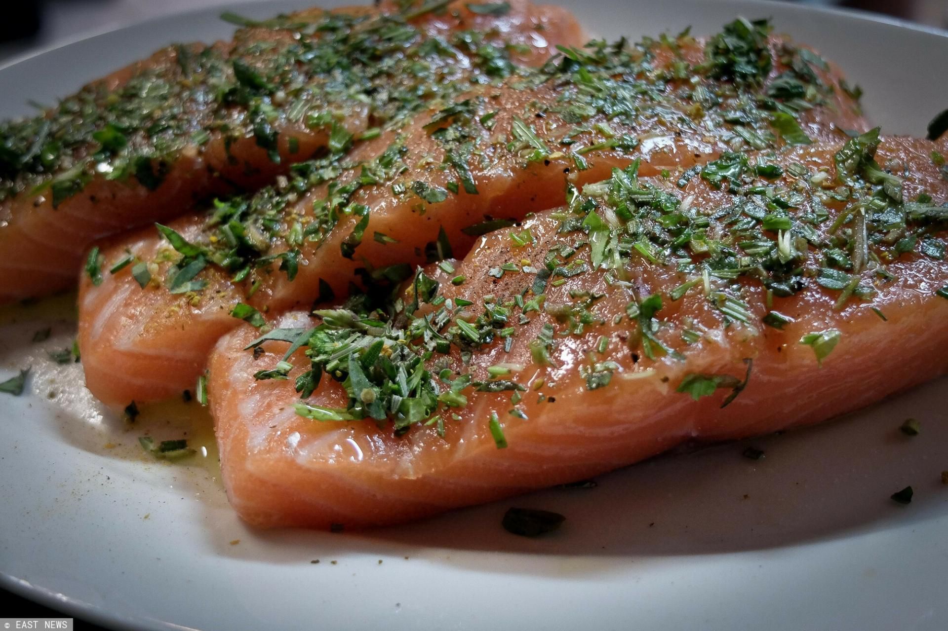 Spożywanie łososia chroni przed miażdżycą. Nowe badania