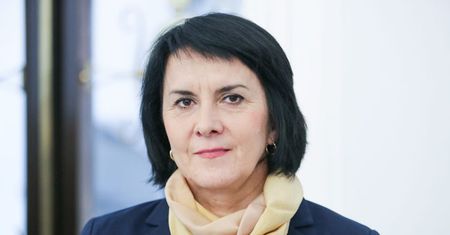 Posłanka PiS Beata Mateusiak-Pielucha chce lojalek m.in. od ateistów. Biardzki dla WP: a może ich oznaczać i zamykać w obozach?