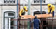 Spadek produkcji, zatrudnienia i zarobków w budowlance