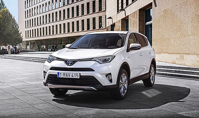 Toyota RAV4 Hybrid z mocą 197 KM