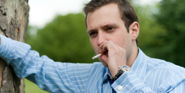 Palenie papierosów zwiększa ryzyko schizofrenii