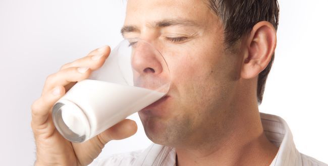 Nietolerancja laktozy - dlaczego nie możesz pić mleka?