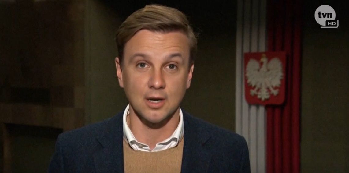 Reporter "Faktów" Jacek Tacik pokazał, jak działa deepfake