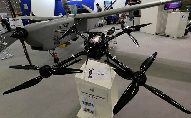 Polska armia kupi drony zdolne przenosić uzbrojenie. "Rok 2015 będzie przełomowy"