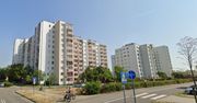 Wyrzucił narzeczoną przez balkon w Toruniu. Jest wyrok. Sąd nie był surowy?