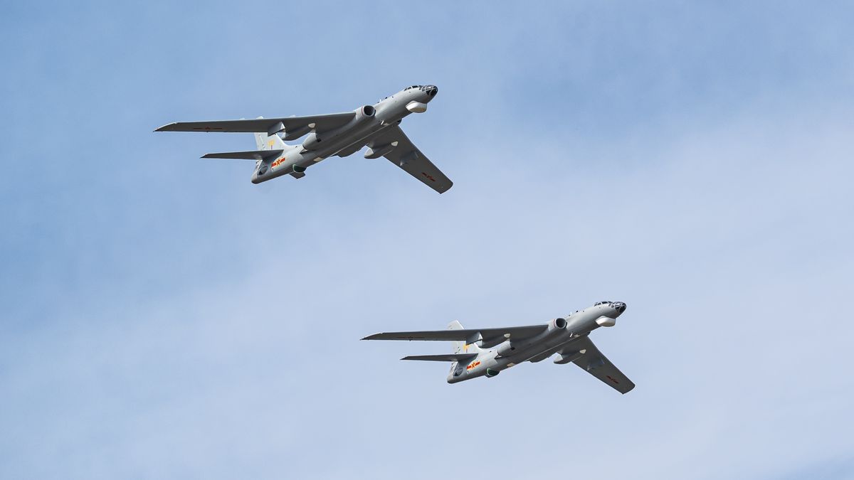 Chińskie i rosyjskie samoloty w pobliżu Japonii