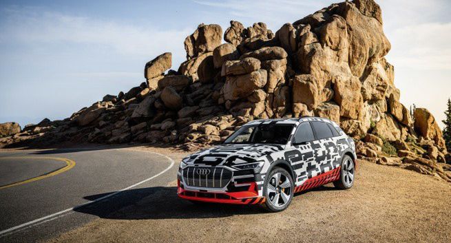 Audi szykuje na Super Bowl spot z modelem E-tron w roli głównej