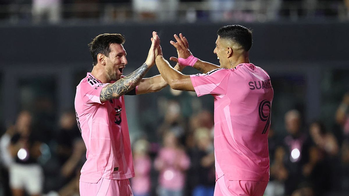 Getty Images / Peter Joneleit/Icon Sportswire / Na zdjęciu: Lionel Messi i Luis Suarez