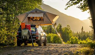 Wypoczynek na łonie natury. Jak wybrać odpowiedni namiot?
