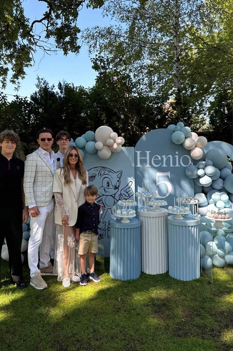 Rozenek urządziła Heniowi wystawne przyjęcie urodzinowe