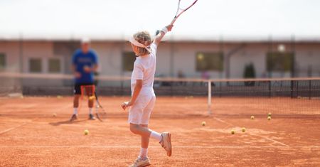 Coraz więcej kortów i jeszcze więcej zawodników. Tenis bije rekordy popularności