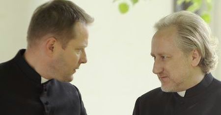 Ojciec Mateusz wyjeżdża do Rzymu i... nie wróci!