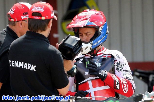 Na zdjęciu: Nicki Pedersen w duńskich barwach w 2015 roku