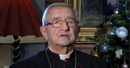 Abp. Głódź spełnił wolę Watykanu. Ale co z bp. Janiakiem?