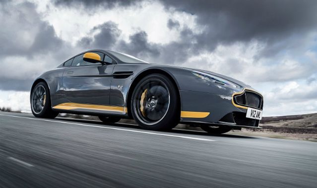 Tylko jeden samochód zalicza nowe testy czystości spalin - Aston Martin Vantage