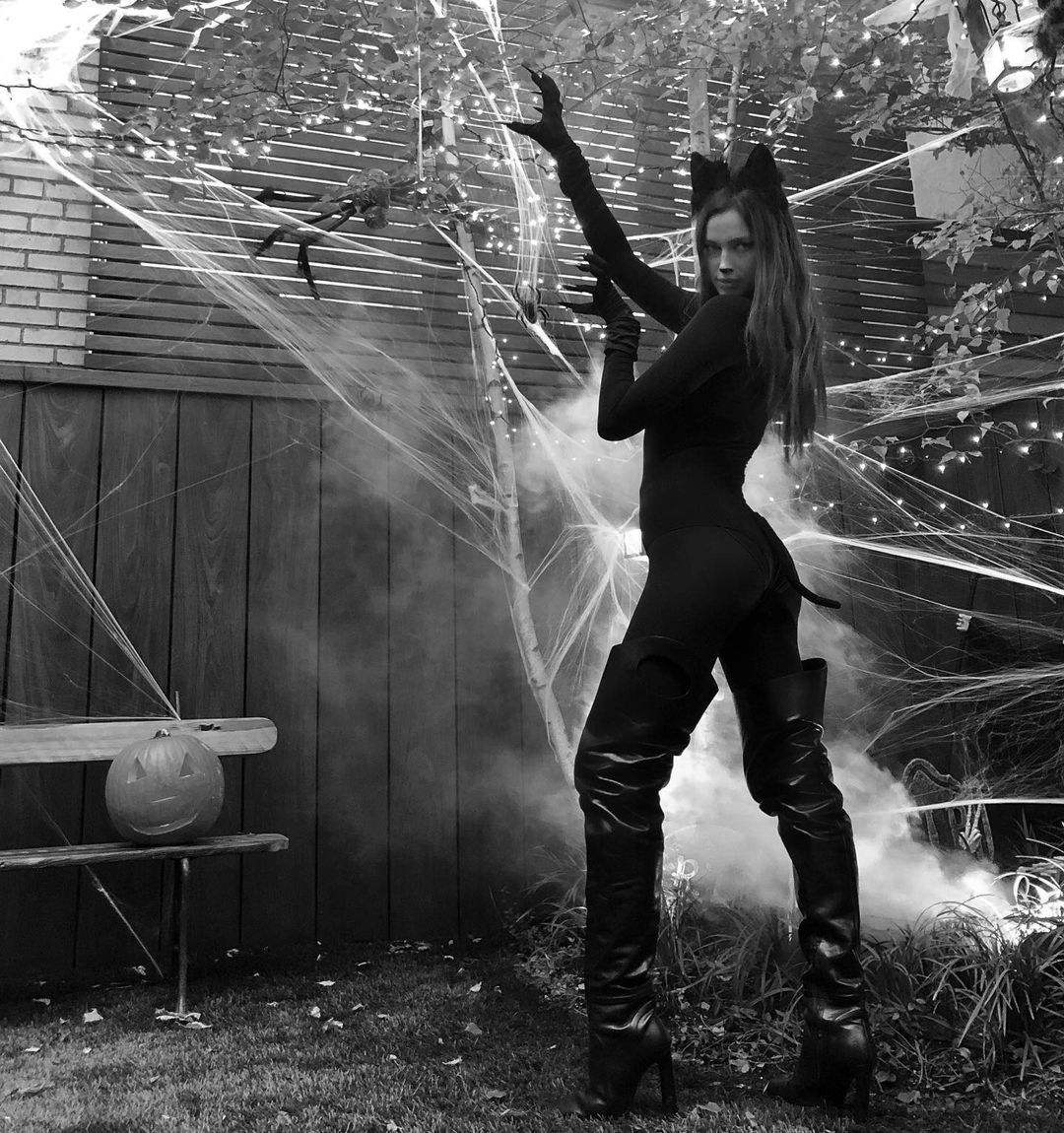 Irina Shayk - Halloween 2021