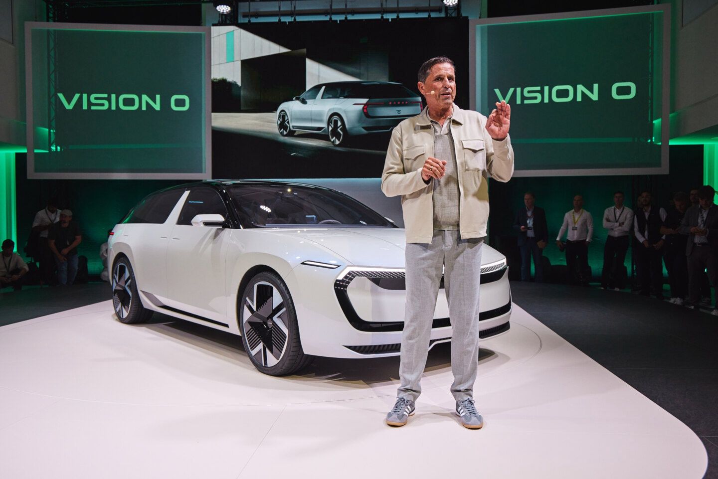 Klaus Zellmer i Skoda Vision O