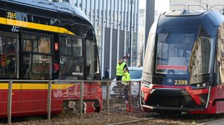 Zderzenie tramwajów w Łodzi. 71-latka w szpitalu