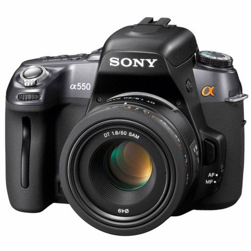Sony A550 z obiektywem 50 mm f/1.8