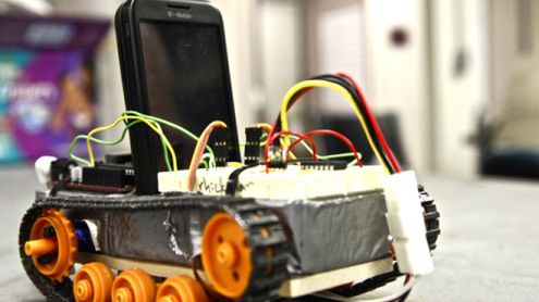 Robot sterowany komórką z Androidem (wideo) 1