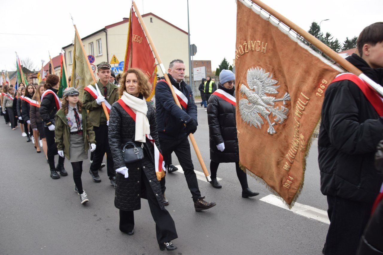 Narodowy Dzień Niepodległości 2025 przed pomnikiem Piłsudskiego