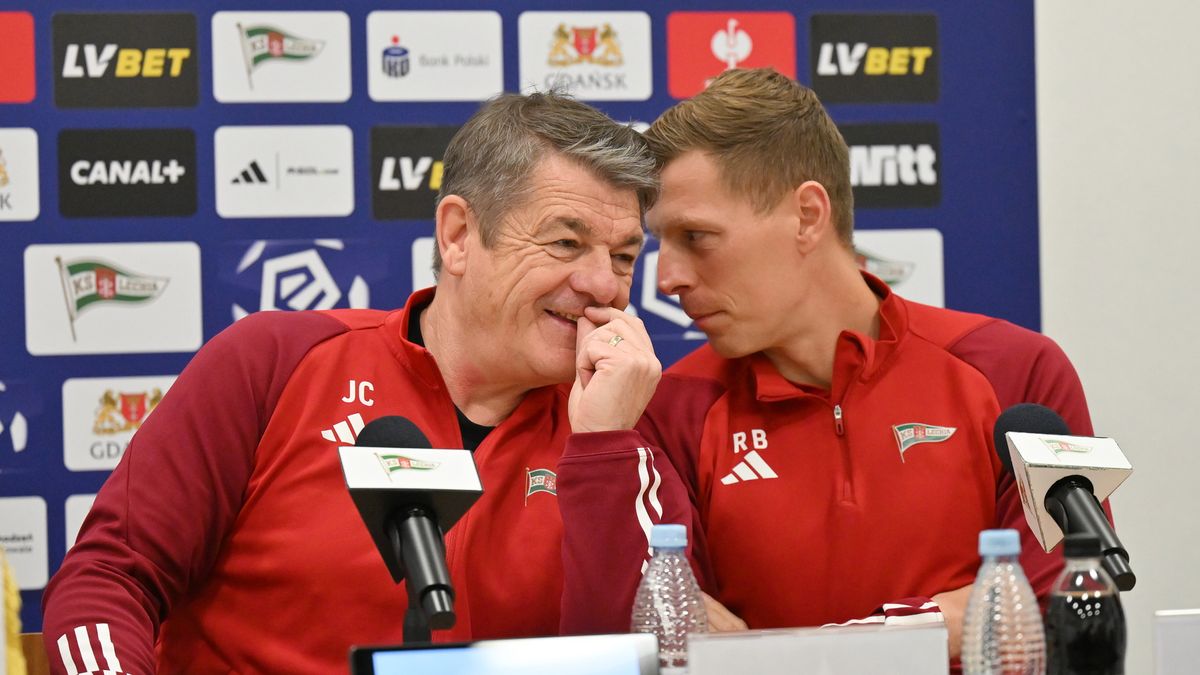 PAP / Marcin Gadomski / Na zdjęciu: John Carver i Radosław Bella
