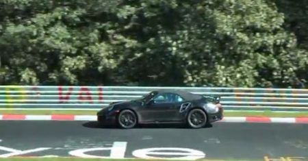 Porsche 911 Turbo Cabriolet przyłapane na Nürburgring [wideo]