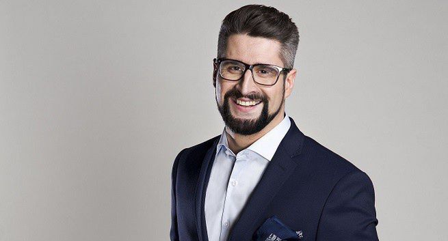 Piotr Gumulec poprowadzi nowe show Polsatu „Umów się ze mną. Take me out”