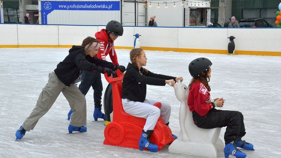 Podczas otwarcia lodowiska w Stalowej Woli. Więcej zdjęć poniżej.