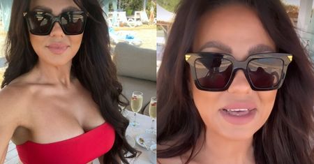 Sylwia Bomba pozuje w wyciętym bikini w Turcji, przy okazji kolejny raz żartując z oskarżeń o liposukcję (ZDJĘCIA)