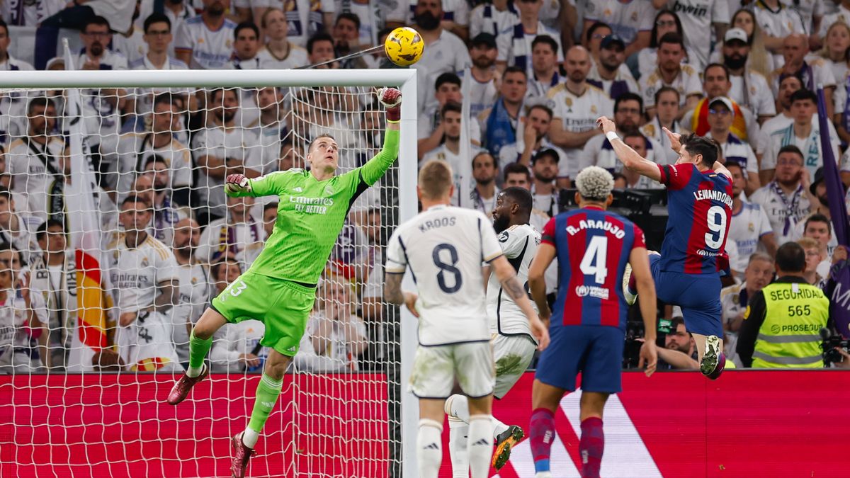 Getty Images / Victor Carretero/Real Madrid / Na zdjęciu: Andrij Łunin w akcji