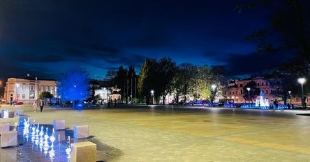 Symboliczne podświetlenie Lublina z okazji Światowego Dnia Uchodźcy