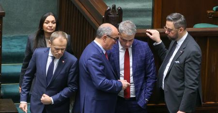 Obrady klubu Lewicy pod lupą NASK. Ministerstwo skontroluje Sejm
