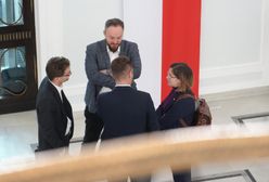 Zrobił zdjęcie z ukrycia w Sejmie. W sieci lawina komentarzy