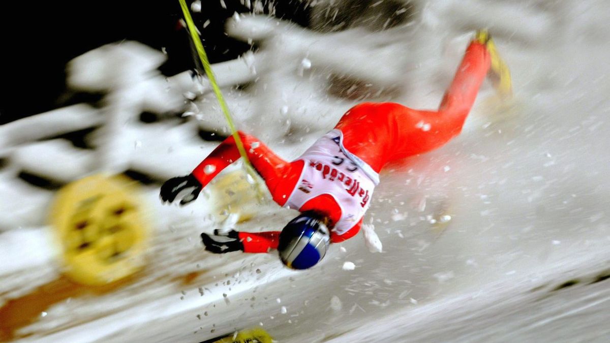 Zdjęcie okładkowe artykułu: Getty Images /  Alexander Hassenstein/Bongarts / Moment upadku Thomasa Morgensterna