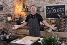 Łukasz Strzelczyk debiutuje z autorskim programem w Canal+ Kuchnia